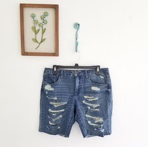 Almost Famous Boyfriend Shorts Cut off 7